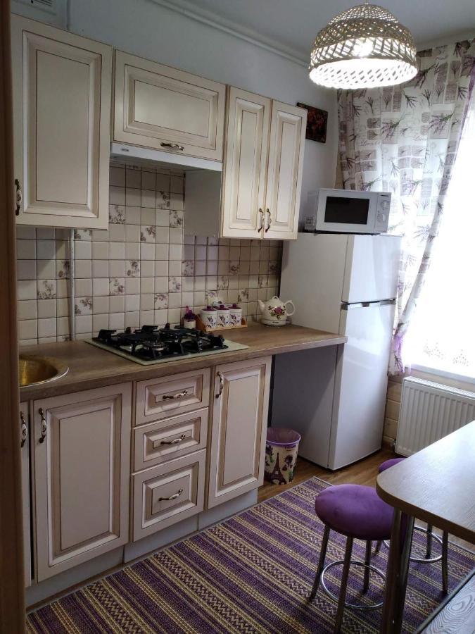 Апартаменти В Самому Центрі Почаева Extérieur photo